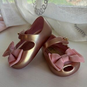 Baby girl mini Melissa Maryjane jelly shoes w bow